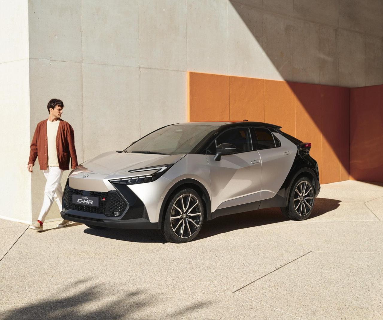 C-hr 2023 - exterior - Autopareri (2).jpg