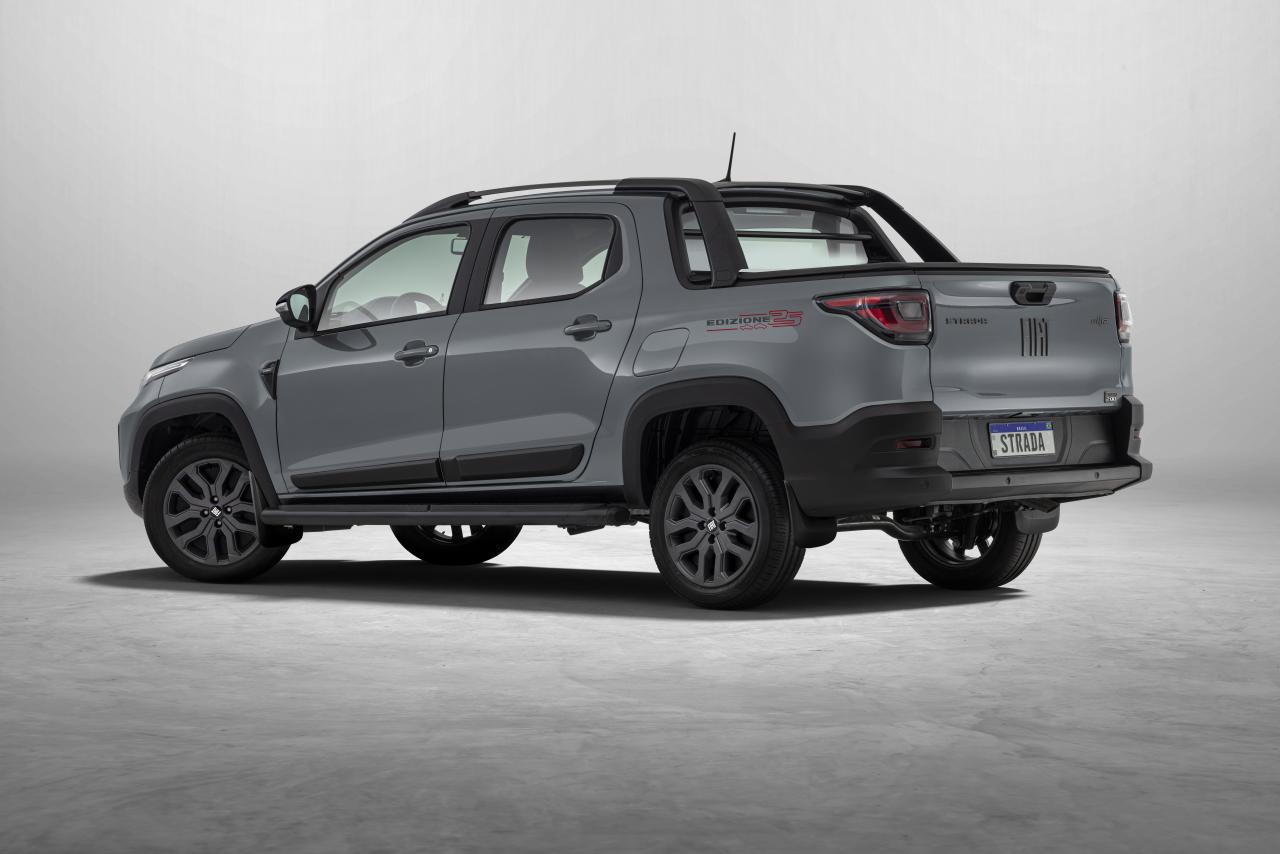 FiatStradaEdizione25MY2024(4).thumb.jpg.2d9b0a8e68d85fd3d5eafdc0d9ab113e.jpg