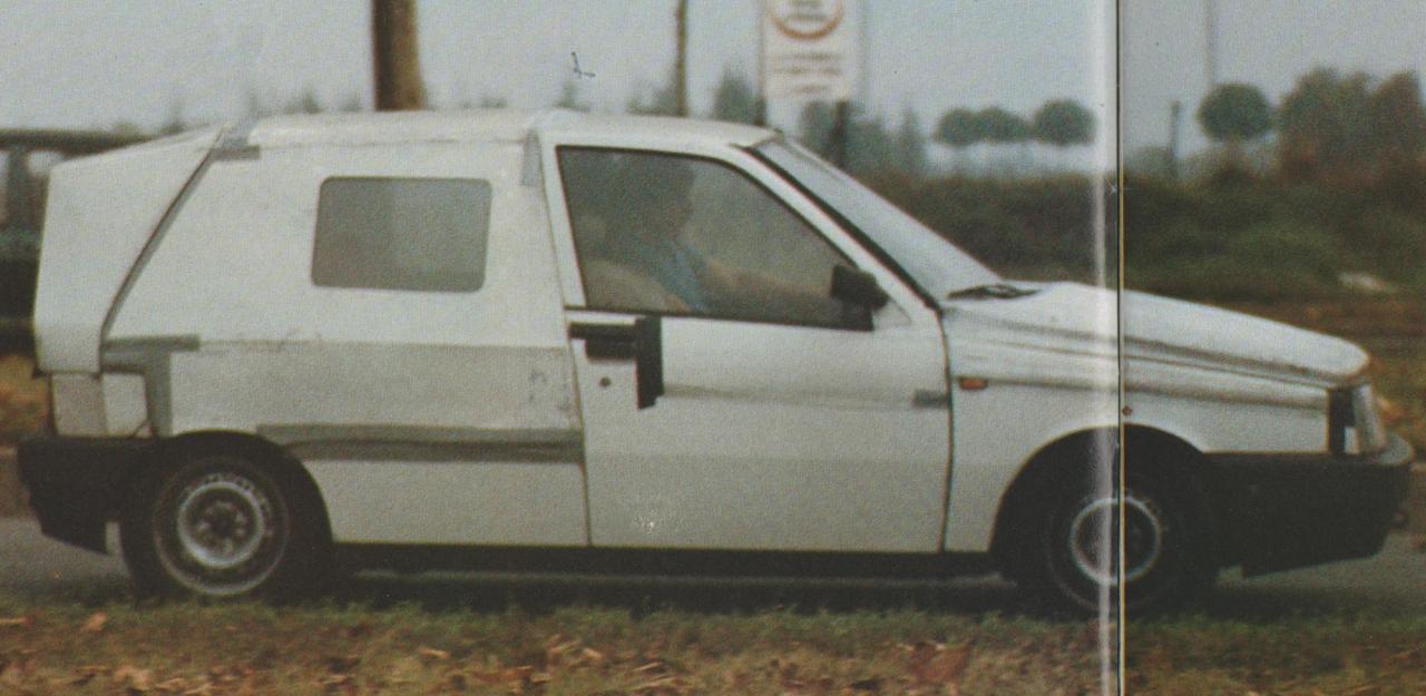 FiatTipoProtoUnone1-StarterOttobre1985.thumb.jpg.1ac7127d97ac2b1eac8a37d32873a8ab.jpg