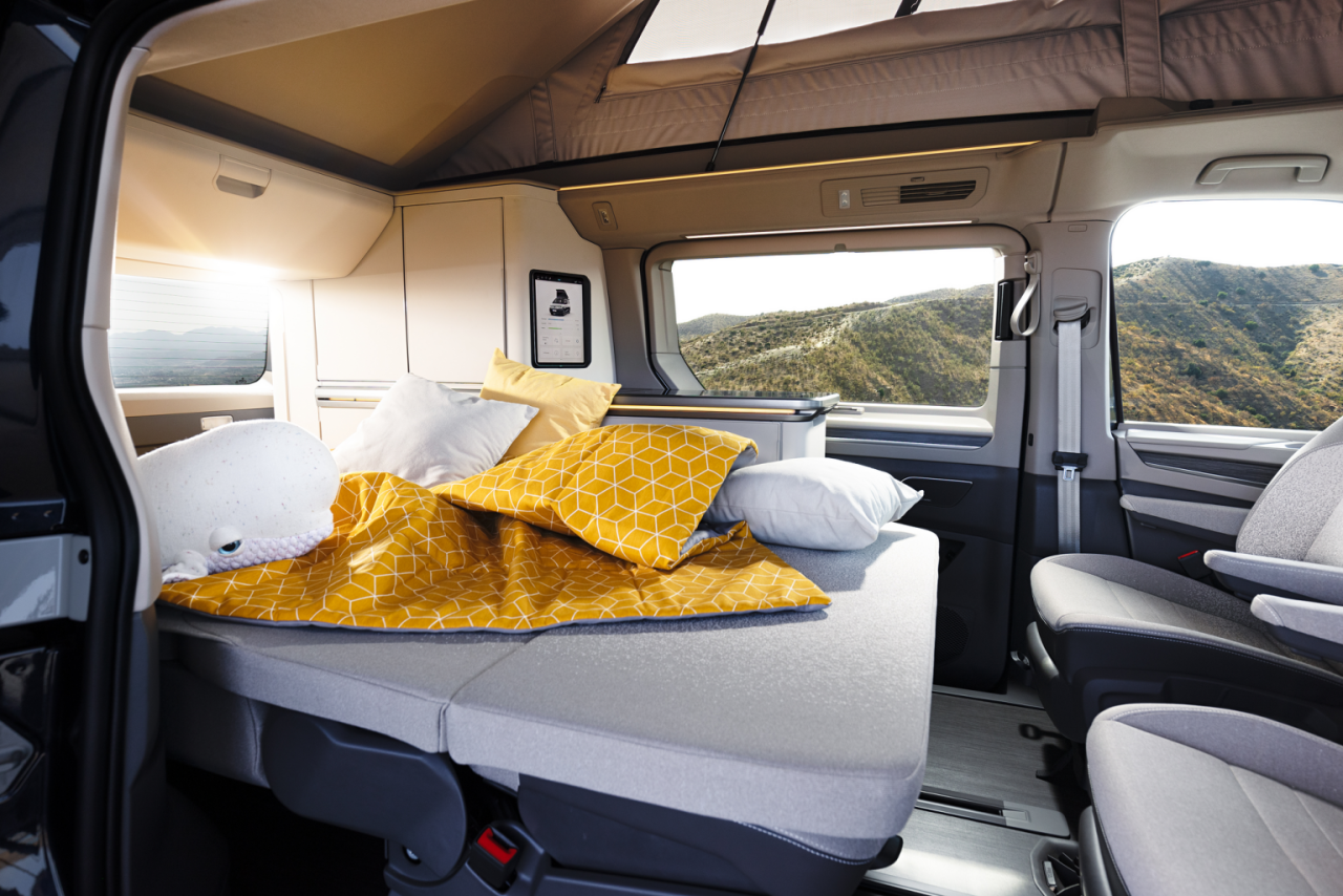 VW_T7_California_Int_7.jpg.thumb.png.f646b30f1119bd8f311de048f671ea55.png