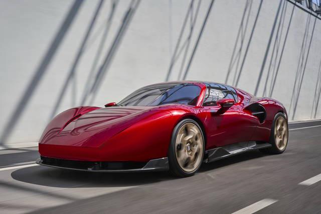 alfa-romeo-33-stradale-2023-08_18.jpg.3144de8cb4aef03a64de573ac16ae02f.jpg