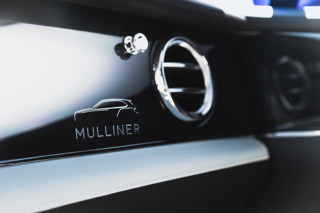 bentley_bentayga_ewb_mulliner_16.jpg.06c57f42762acc5dfee616083054a31d.jpg