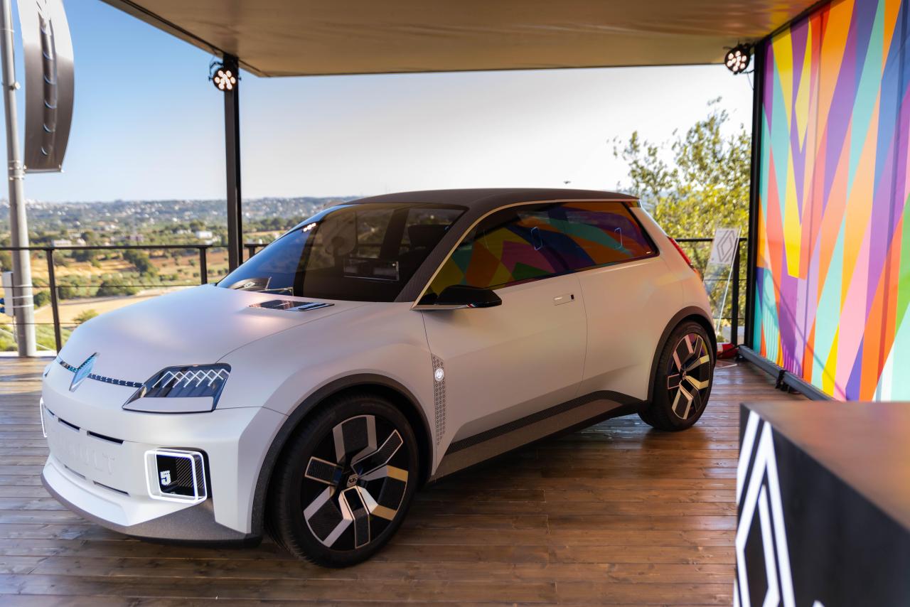 electric_village_-33.jpg