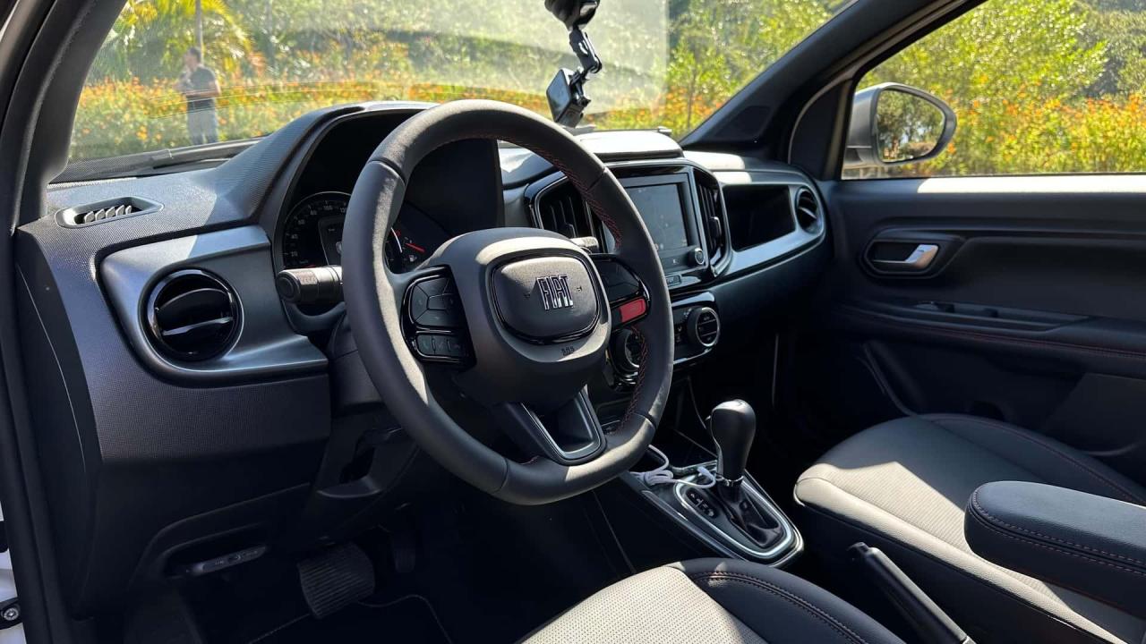 fiat-strada-ultra-2024(5).thumb.jpg.4c421b8c0e1b06dccdc87b8bc9417766.jpg