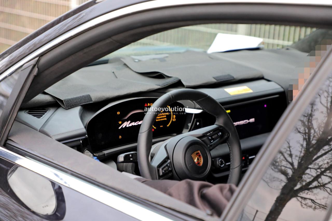 porsche-cayenne-spied-with-electric-power-sharing-many-nuts-and-bolts-with-the-macan-ev_5.thumb.jpg.95379909e06bb97bbc2690e6bdcc109b.jpg