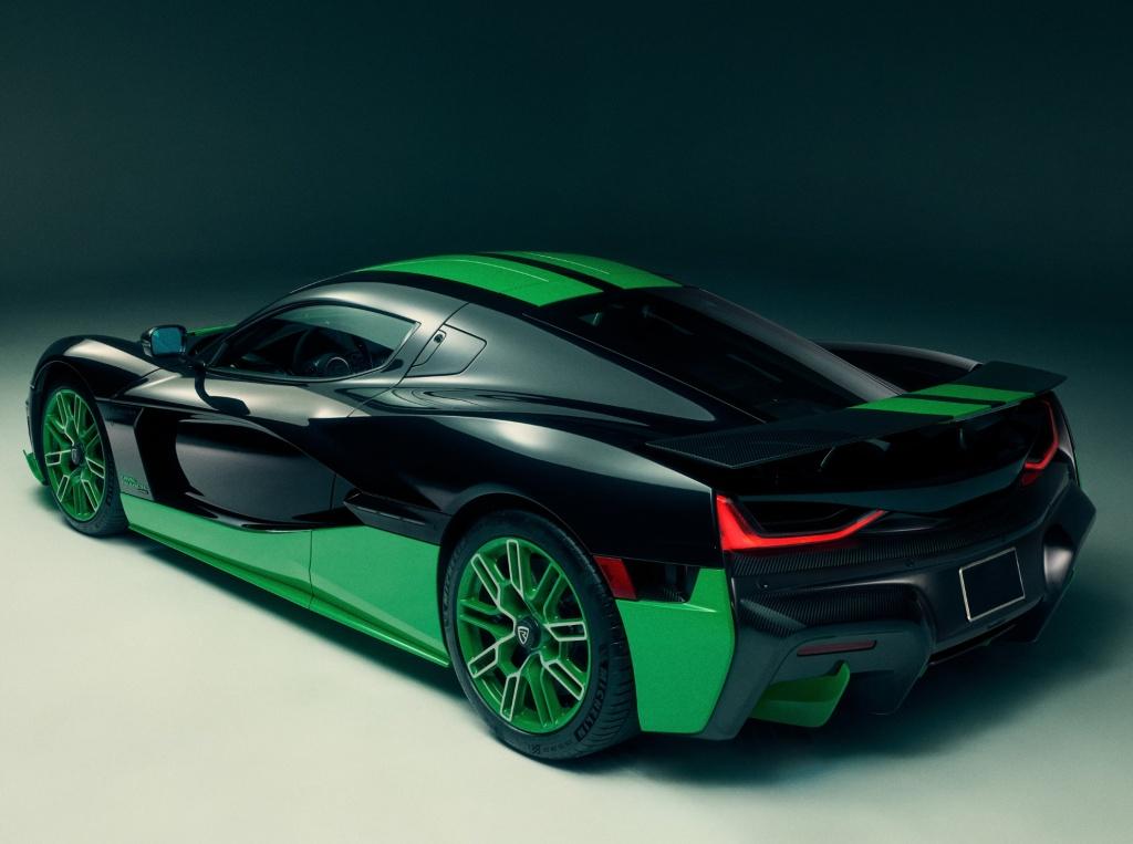 rimac_nevera_time_attack_56_022c00db07c205c8.jpg.7dc95fe26ebdbb09dfe7bd9112dcc90a.jpg