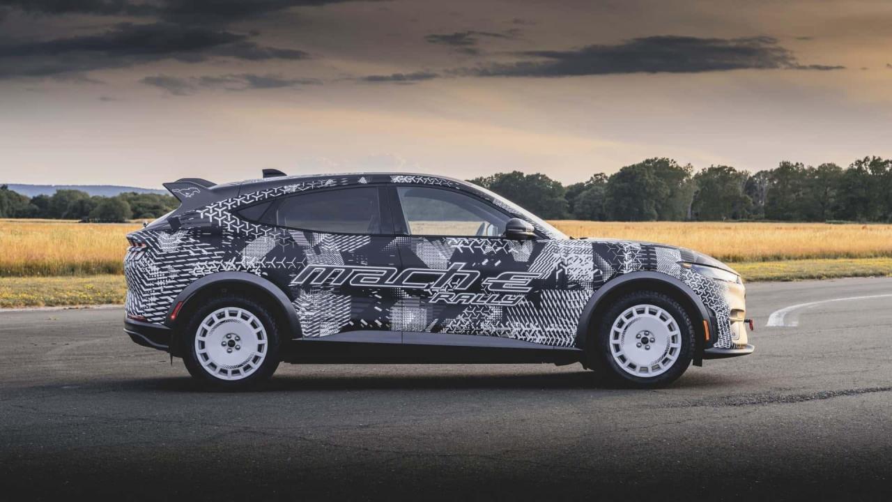 2024-ford-mustang-mach-e-rally-exterior-side-view.thumb.jpg.03a719ffedb6a5a28764952ec9e34cca.jpg.d11273eb9e82db34bd4650745814dd3f.jpg