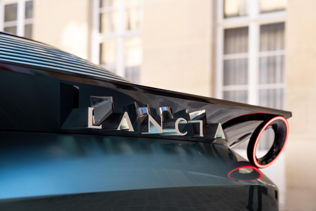 LanciaPuRaHPE(7).thumb.jpg.a5d41eb61de3a8ca38be44da1a0189b9.jpg