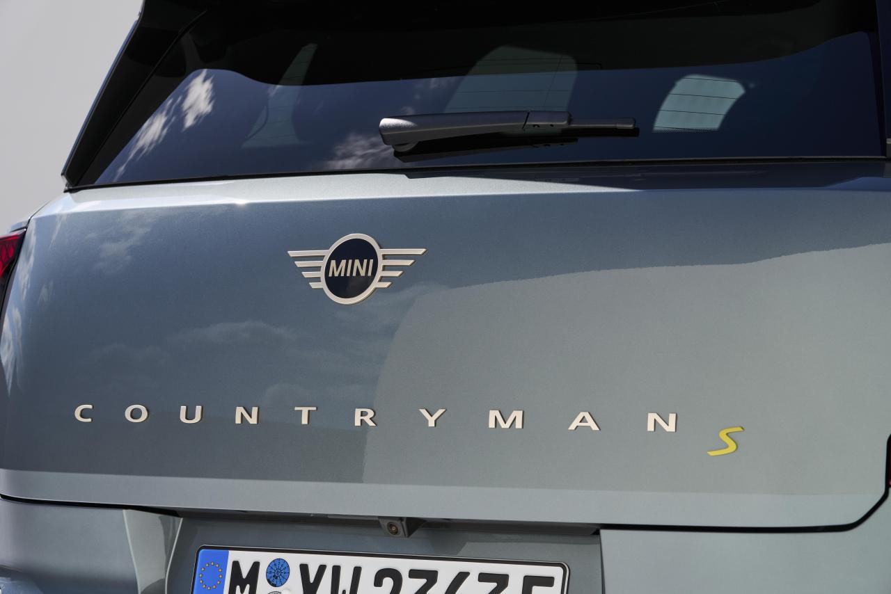P90518540_highRes_mini-countryman-se-a.jpg