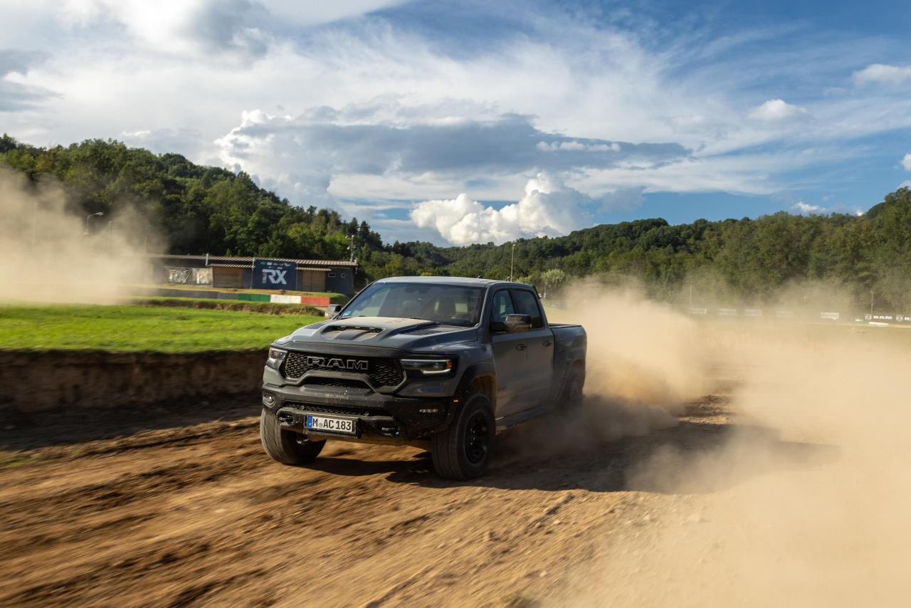 RAM1500TRXLunarEdition (1).jpg