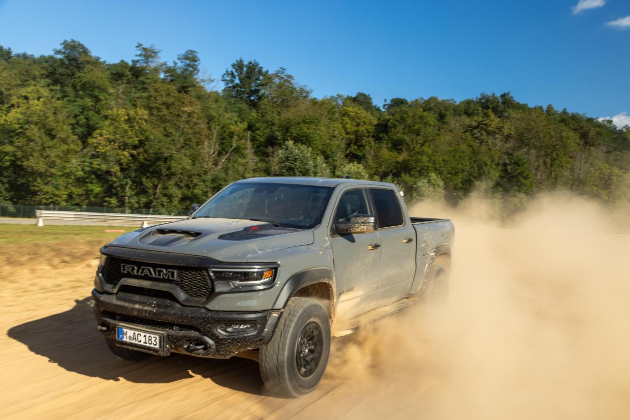 RAM1500TRXLunarEdition (6).jpg