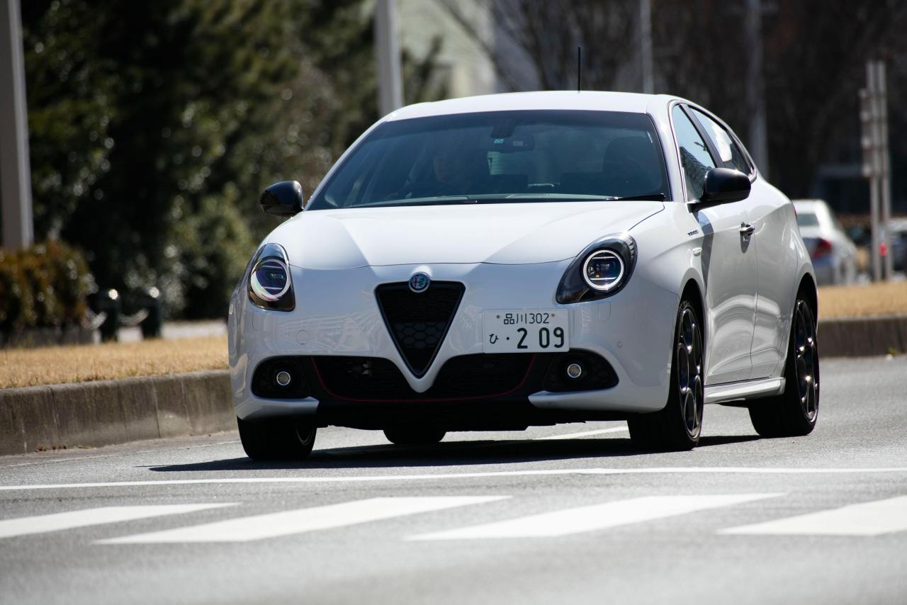 alfa_romeo_giulietta_veloce_25223112312 копия.jpg