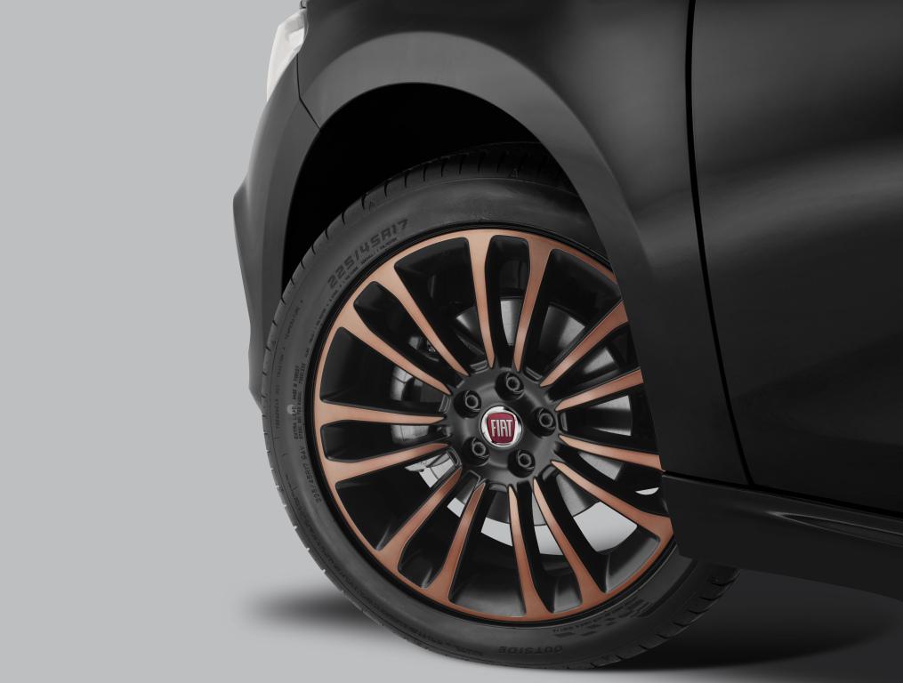 fiat_egea_cross_15_020c0000131d0e76.jpg.71bcb17ed1707ab98b4bd6ebaf6c1b3f.jpg