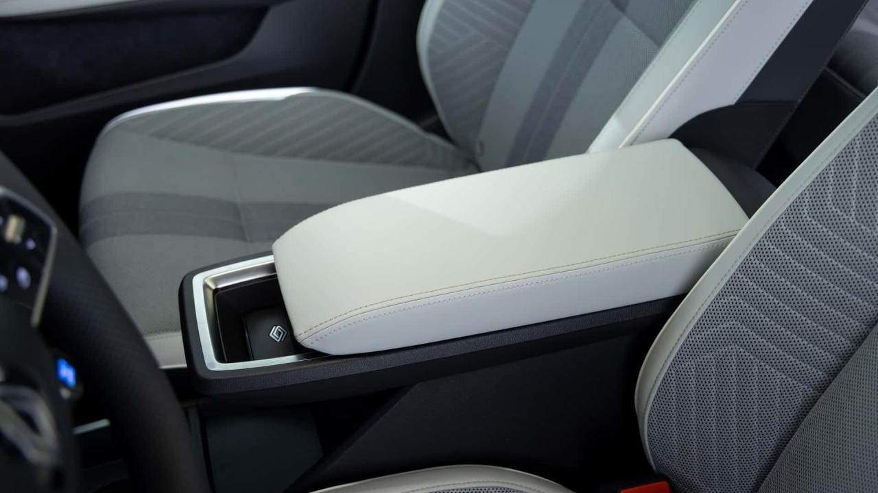 foto---renault-scenic-e-tech-electric (9).jpg
