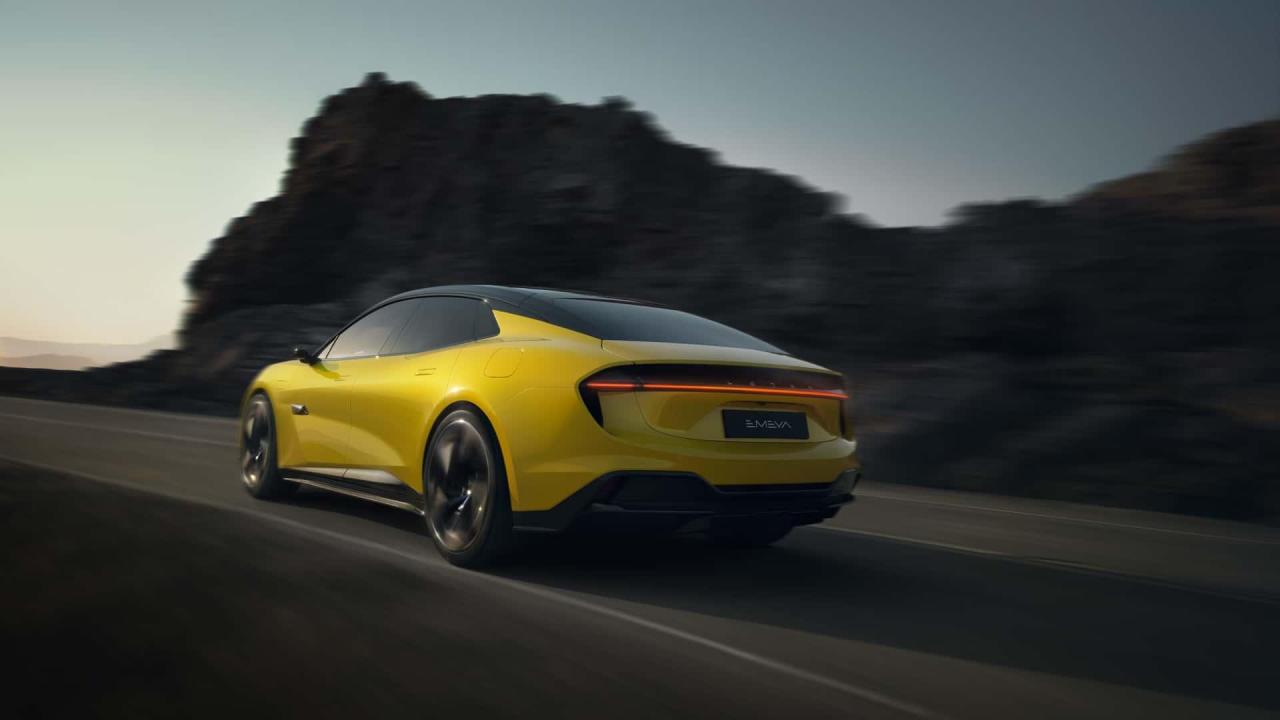 lotus-emeya-2024(5).thumb.jpg.2349bb243569cb2208d24f30e17bc1d9.jpg