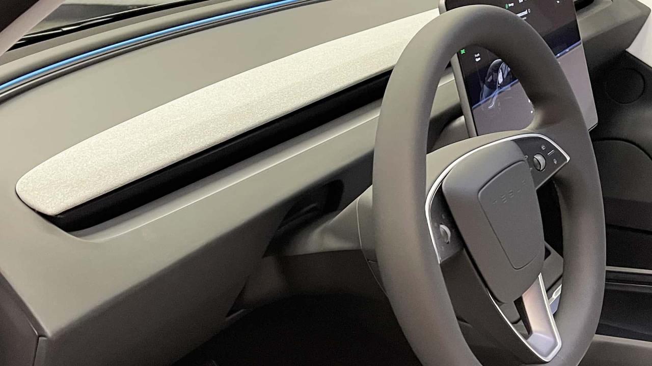 nuova-tesla-model-3-2023(2).thumb.jpg.858cefd0ad4b1ec829313ea631bc8389.jpg