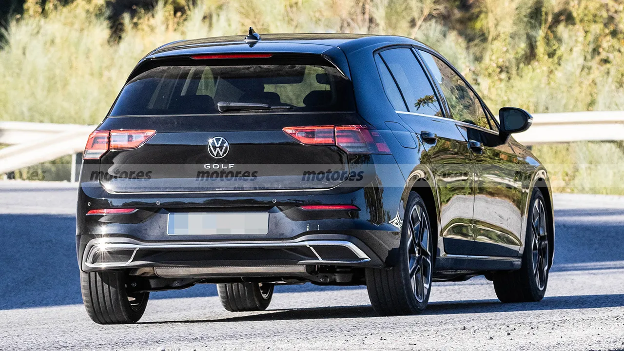 volkswagen-golf-2024-fotos-pruebas-desarrollo-202397316-1694520534_9.webp.c4d4c03464265cd988cc676a2b181c8e.webp