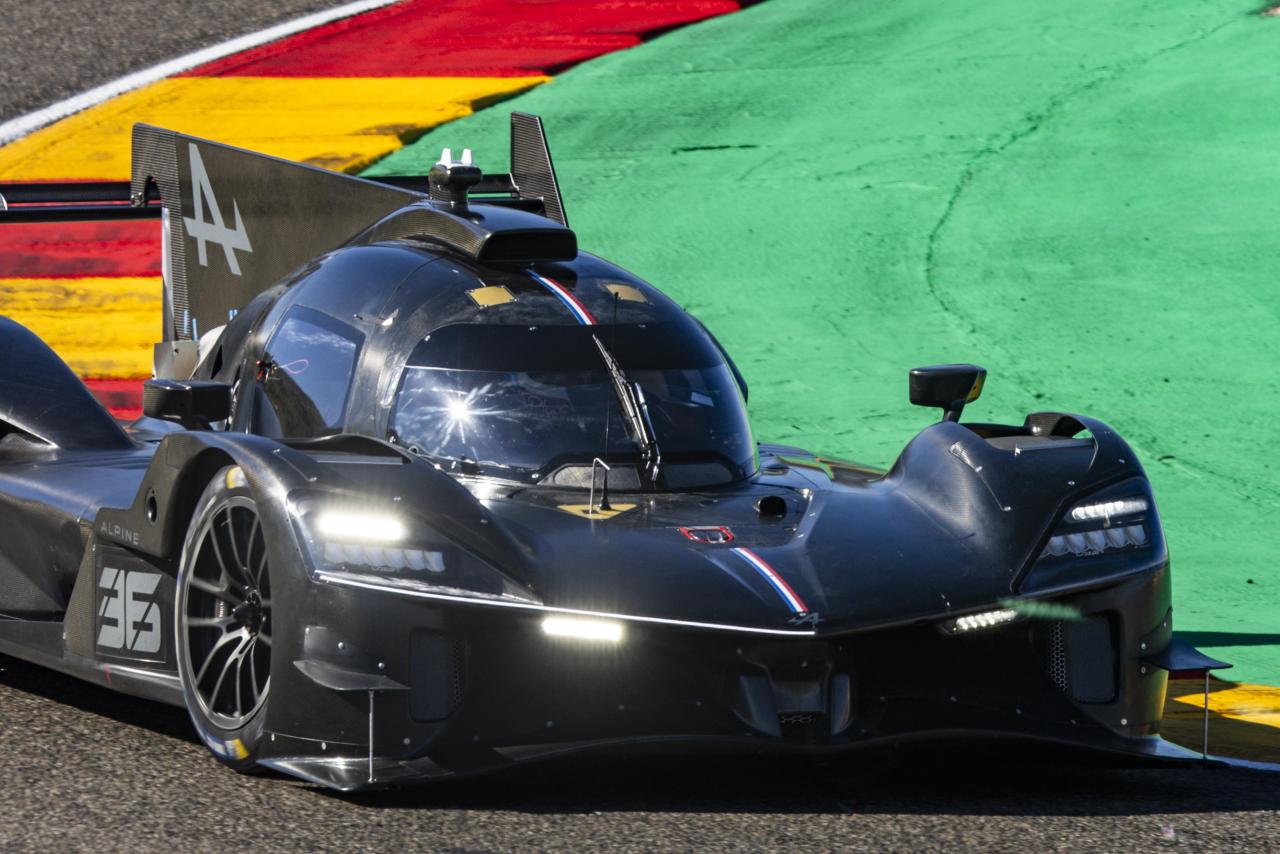 Alpine_A424_essais_sur_le_circuit_Motorland_a_Aragon_Espagne_41.thumb.jpg.f173b70e0df200e2ebac746378700d05.jpg
