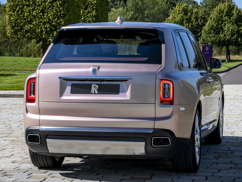 rolls-royce_the_pearl_cullinan_57_01c8067011190cd9.jpg.5cea82828a92011551dc650fe33c5fd1.jpg