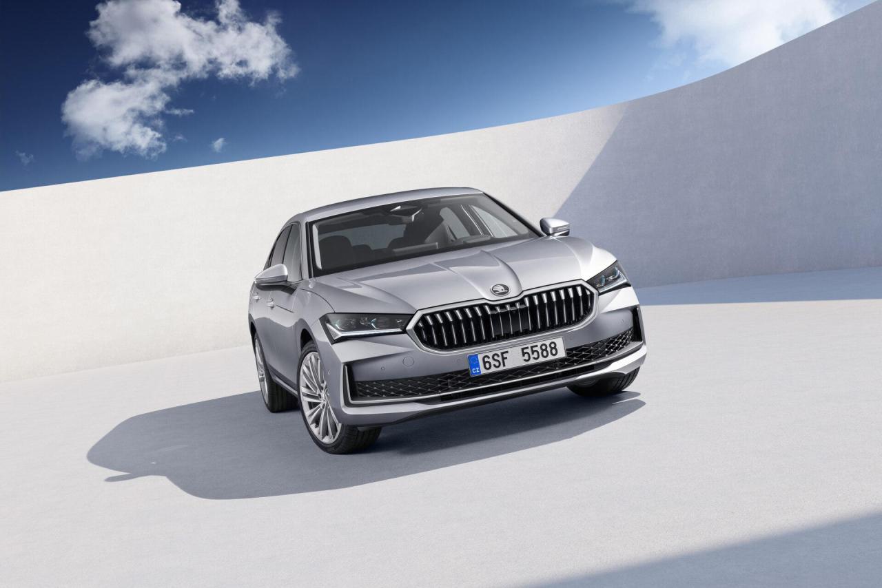 01_Skoda_Superb_fb57216c-1920x1281.thumb.jpg.9d51e5c38c004aca9b8add5b014f7301.jpg