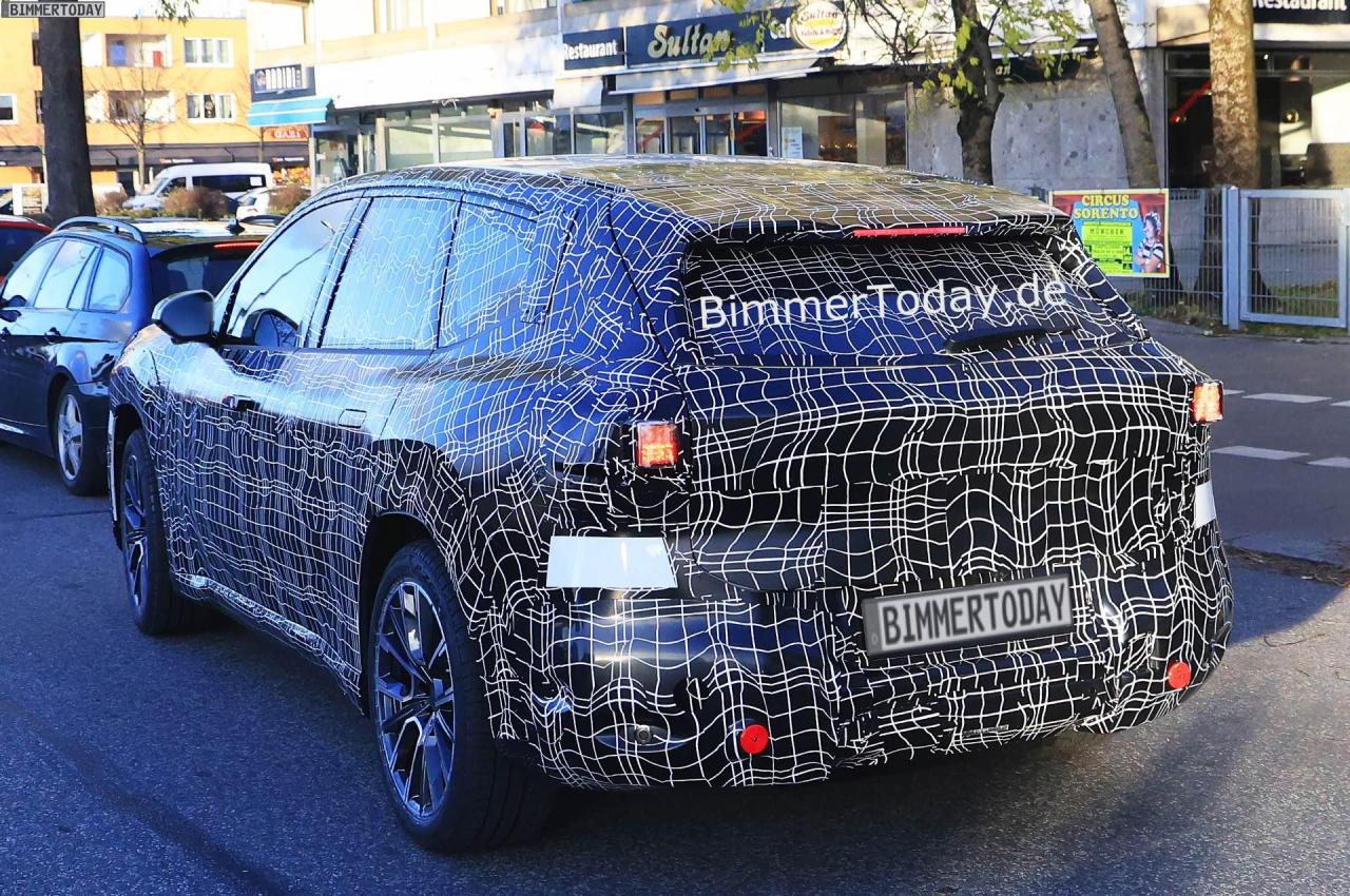 2025-BMW-iX3-NA5-Erlkoenig-Fotos-Neue-Klasse-SUV-Elektro-10.thumb.jpg.1c544dff3224c53a7ddd1c5bf1325273.jpg