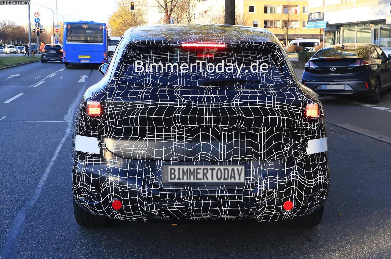 2025-BMW-iX3-NA5-Erlkoenig-Fotos-Neue-Klasse-SUV-Elektro-11.thumb.jpg.88f3f9316c36fc75d227effc18c7fc22.jpg