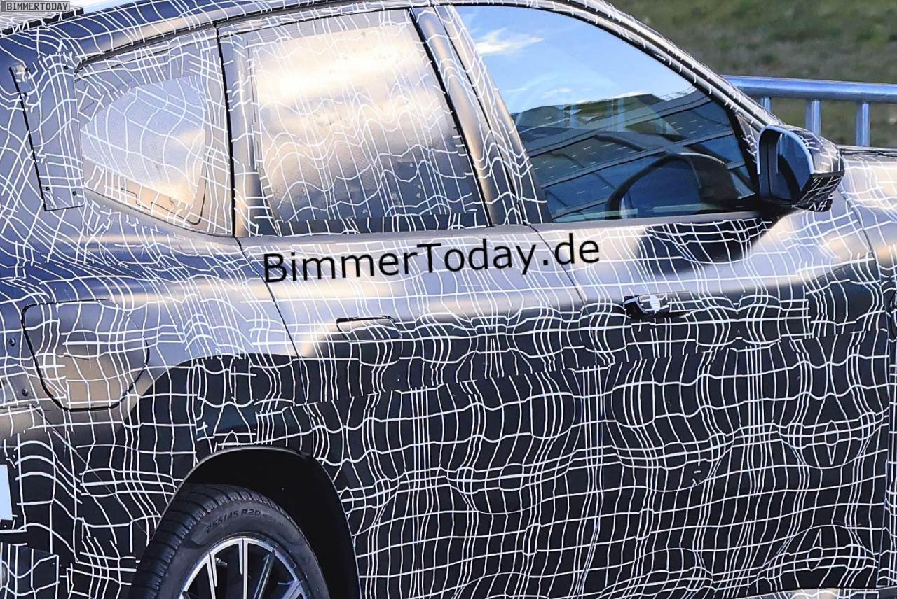 2025-BMW-iX3-NA5-Erlkoenig-Fotos-Neue-Klasse-SUV-Elektro-13.thumb.jpg.2e0372d0a29094a7f7feb9a79564e5c7.jpg