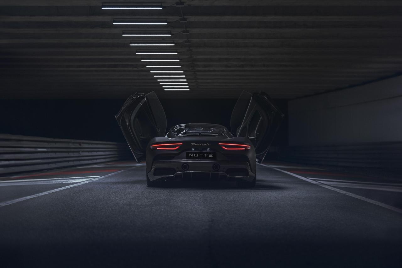 22803-MaseratiMC20Notte.thumb.jpg.9dbac91f95e79de0383c2218475a72a1.jpg