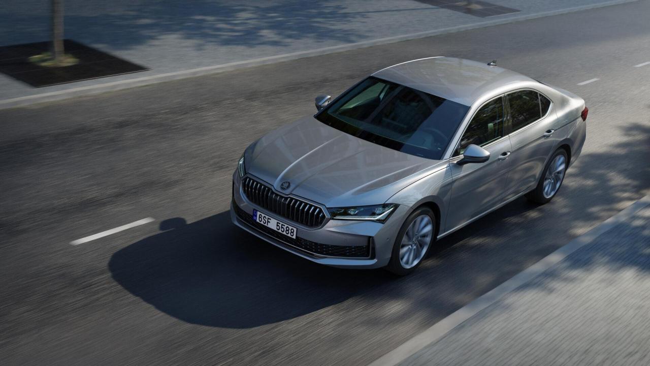 49_Skoda_Superb_a1e5048c-1920x1080.thumb.jpg.eb10440848eee4f586750a0fa52f1dcf.jpg