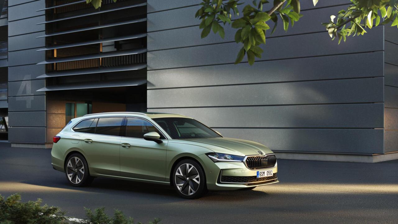 57_Skoda_Superb_Combi_21c96d2b-1920x1080.thumb.jpg.21e08147e987b089cbe71ab3214882e6.jpg