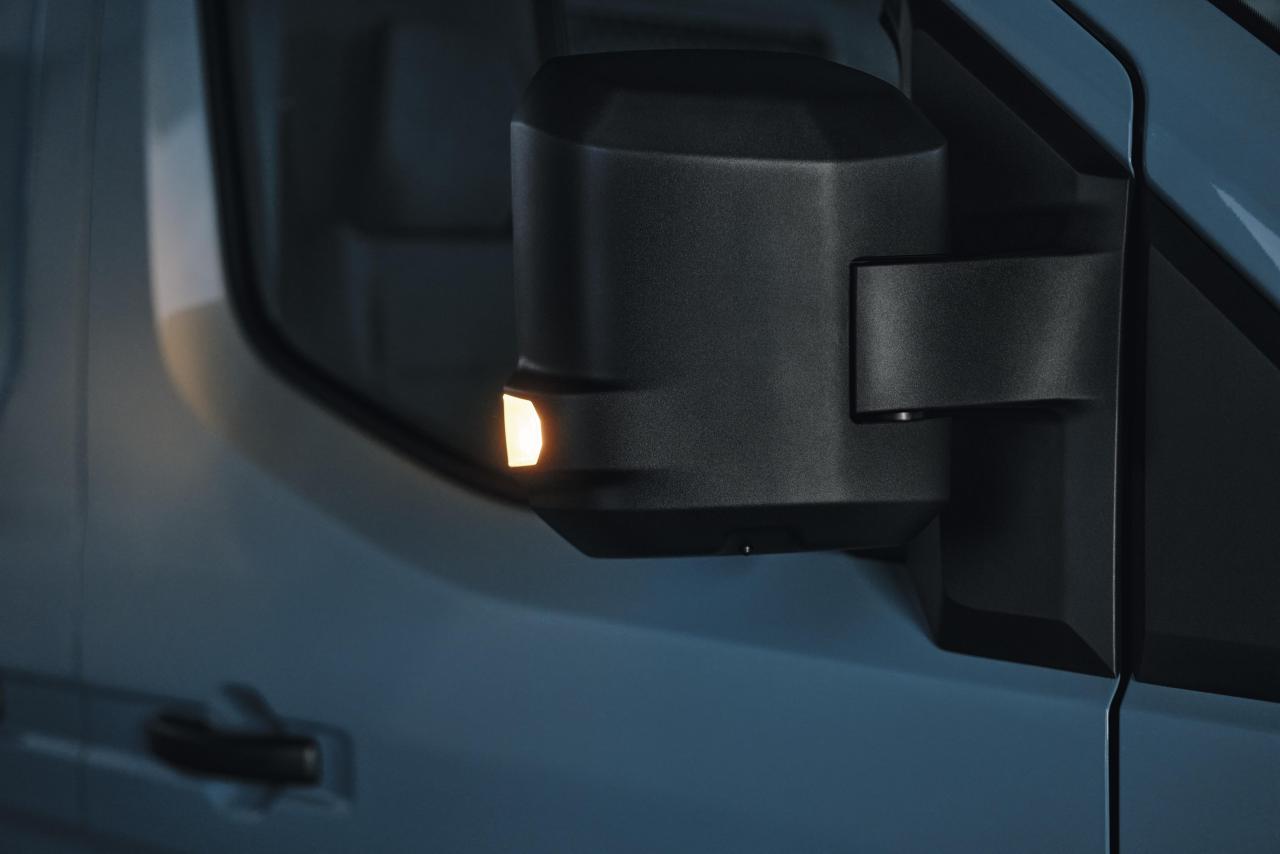 All-new_Renault_Master(11).thumb.jpg.289942f48c79ec3e175ef9ca194d31ac.jpg