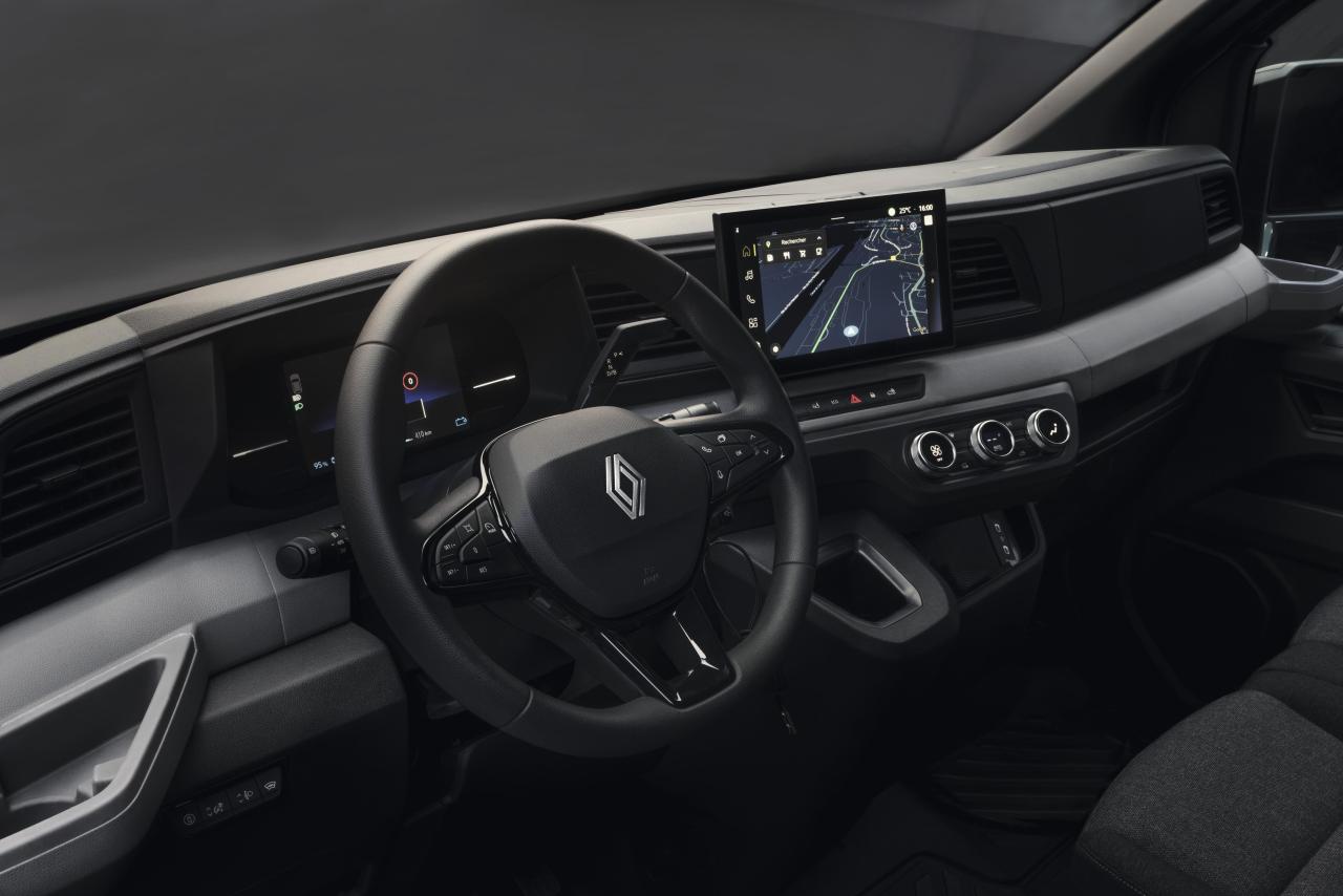 All-new_Renault_Master(16).thumb.jpg.d8faec08c8ae89caf543d667698489b4.jpg
