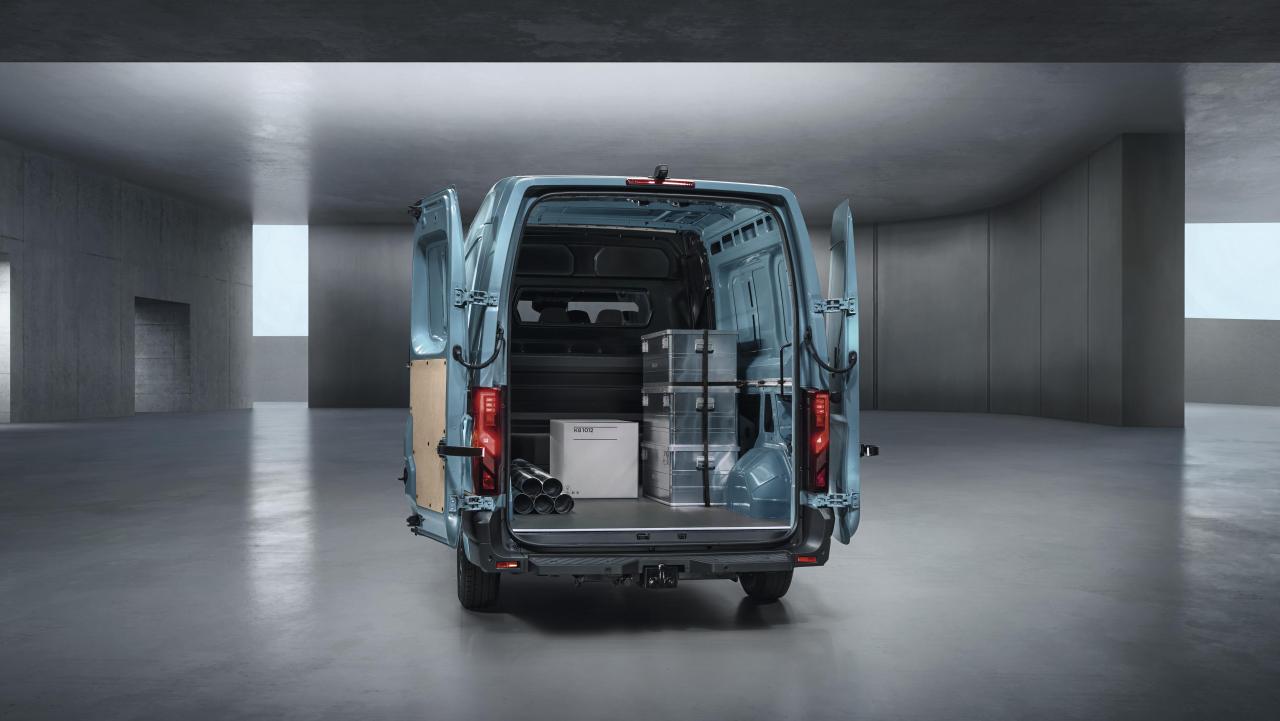 All-new_Renault_Master(5).thumb.jpg.2323d8ba09b525e3d27447a39e813a53.jpg