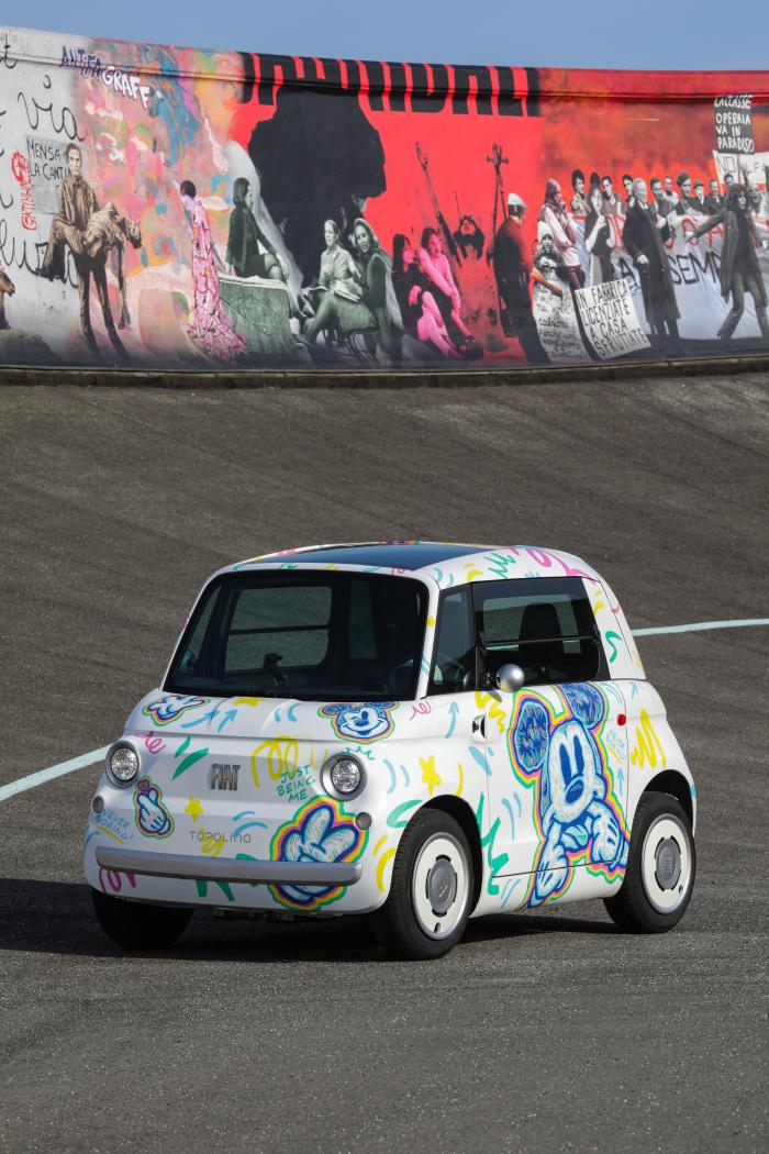 FiatTopolino_StreetDisney(3).thumb.JPG.d05a78fc1ccf24b8f6d53187306df1b8.JPG