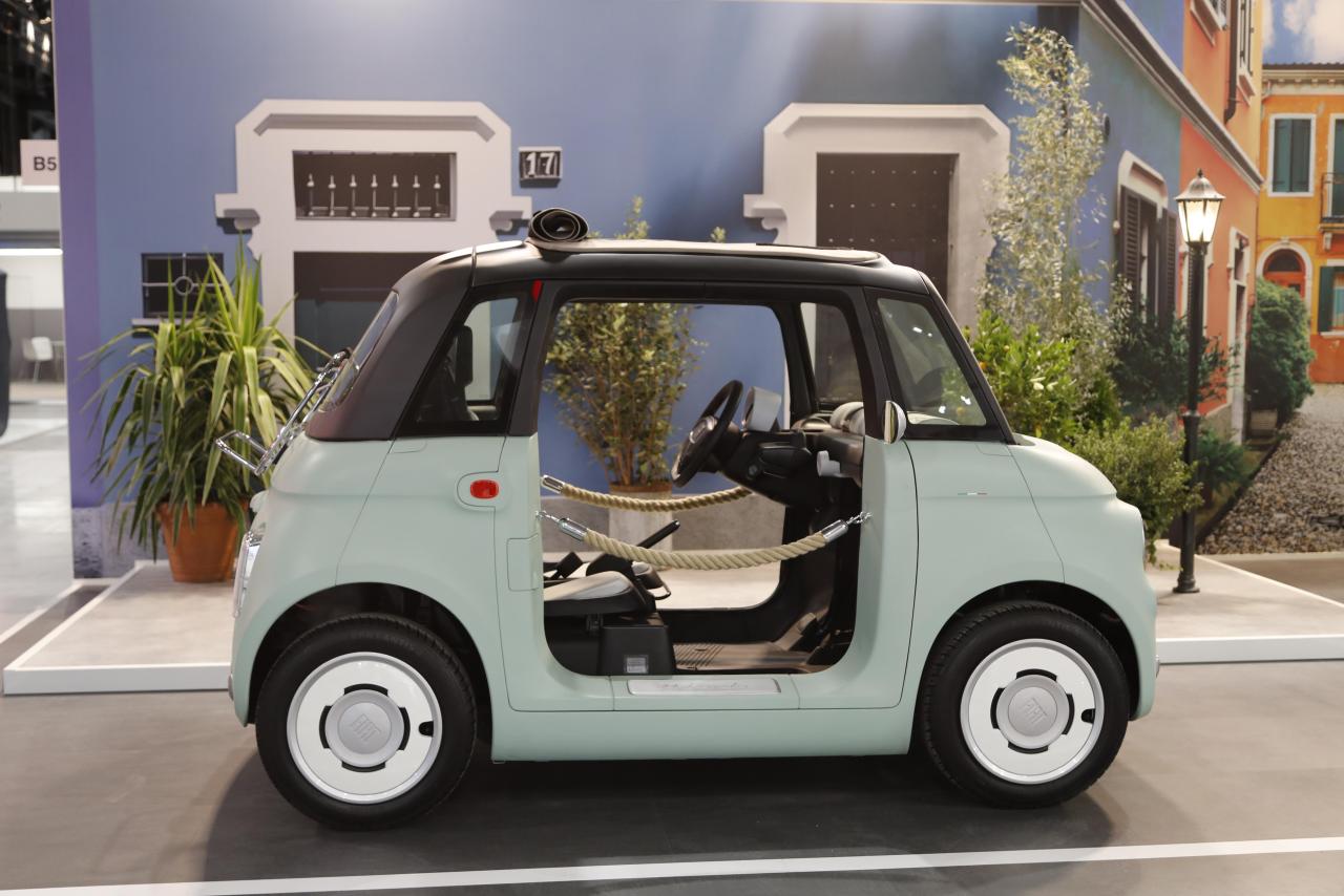 FiatTopolinoelettrizzalEICMA2023conuntoccoesclusivodiDolceVita (5).JPG