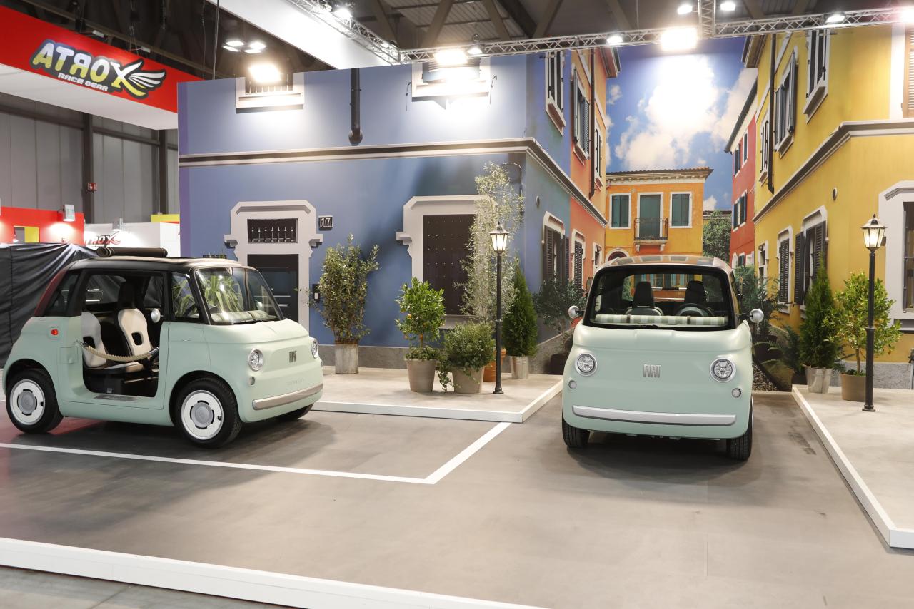 FiatTopolinoelettrizzalEICMA2023conuntoccoesclusivodiDolceVita.JPG