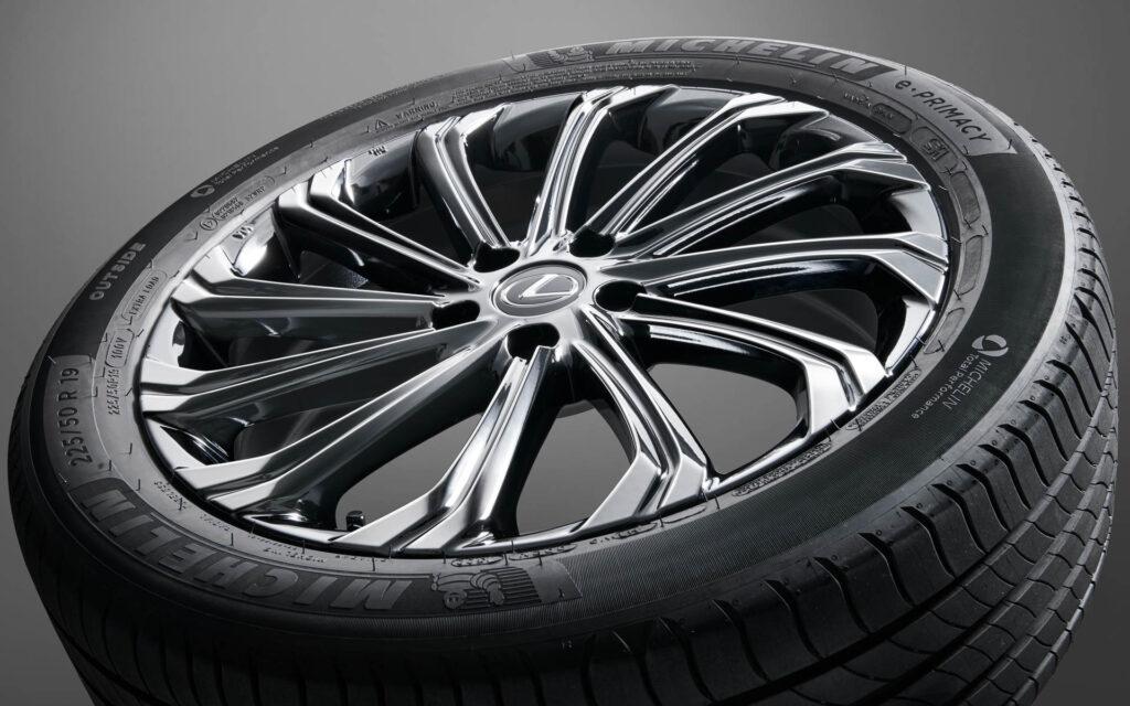 https___www.carscoops.com_wp-content_uploads_2023_11_Modellista-Lexus-LBX-8-1024x640.jpg
