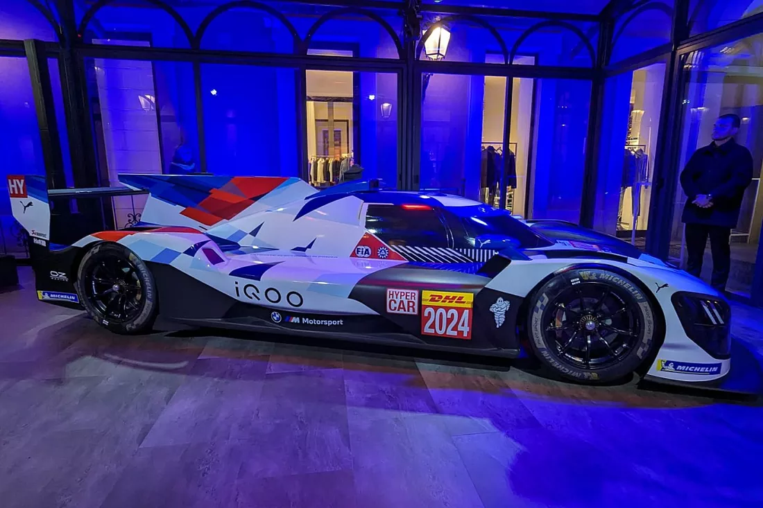 la-presentazione-della-bmw-m-h.webp.833c8d3066329de3df569a72a2dd68d8.webp