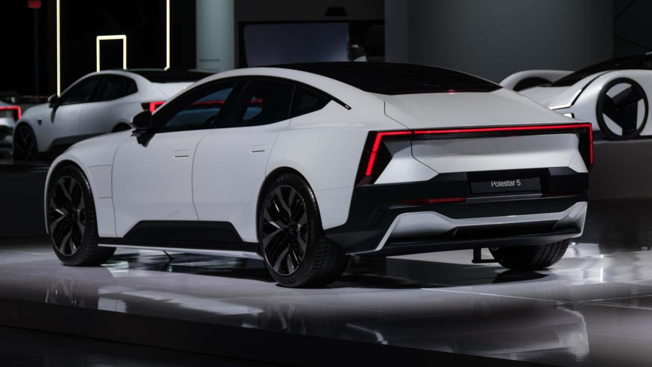 polestar-5-without-camouflage(1).thumb.jpg.fccc4a8ed8bed420e40316aac94d725d.jpg