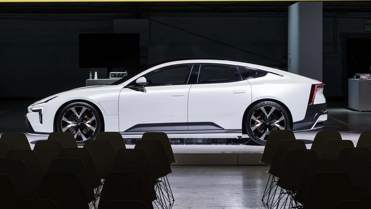 polestar-5-without-camouflage.thumb.jpg.0de37059bfd4bcbf2de66a9d2e901593.jpg