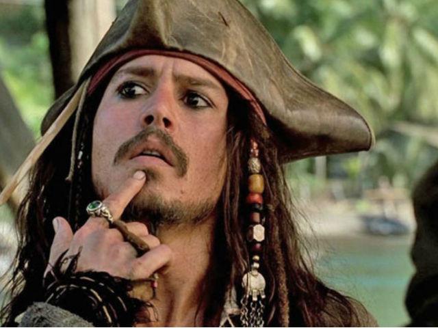 yjornc0blf-jack-sparrow-pensieroso-cosa-mi-serve-una-buona-dormita_a.jpg.af27c8eefc522f3163425196943b7e5f.jpg