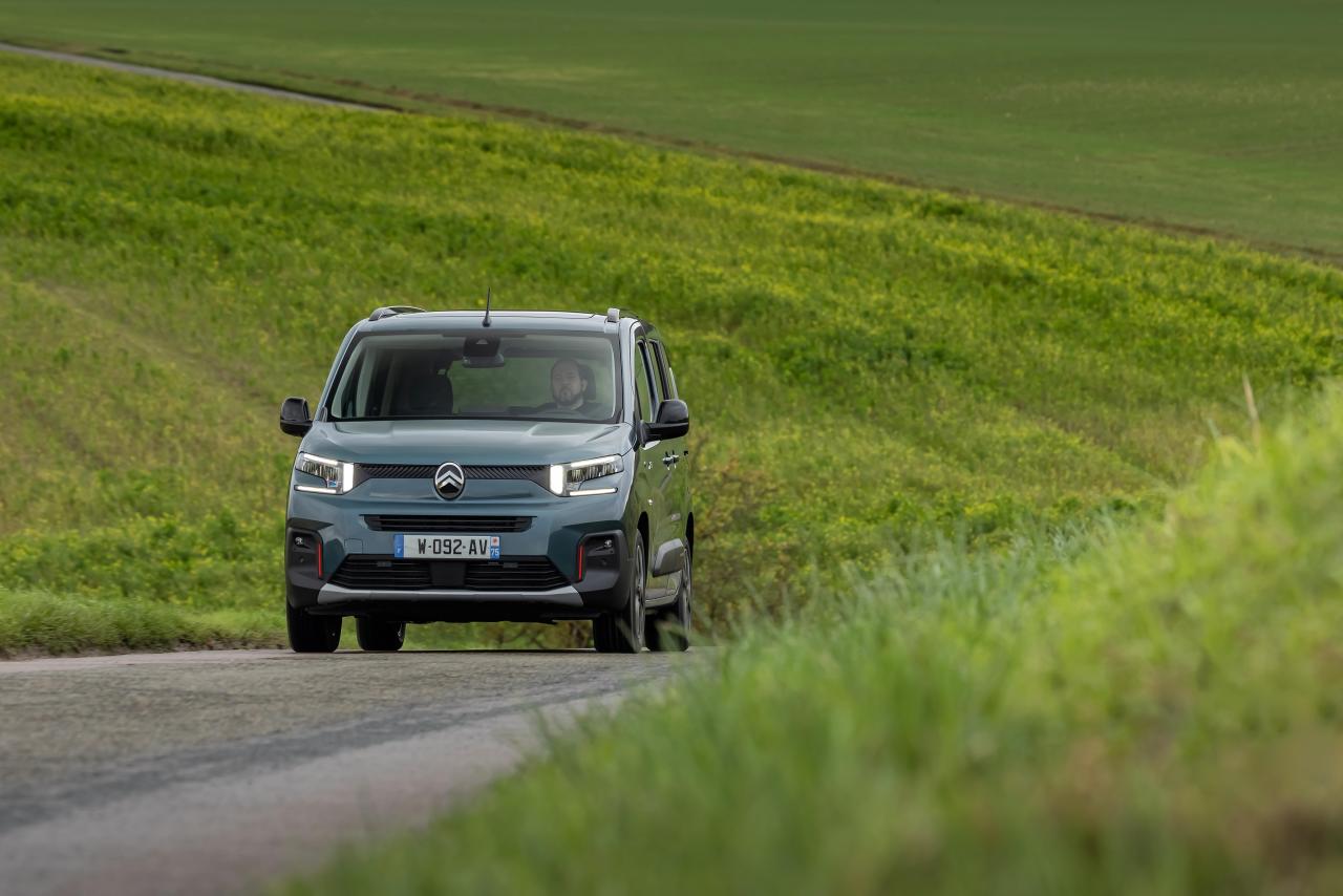 Citroen-e-Berlingo-XTR-016.jpg