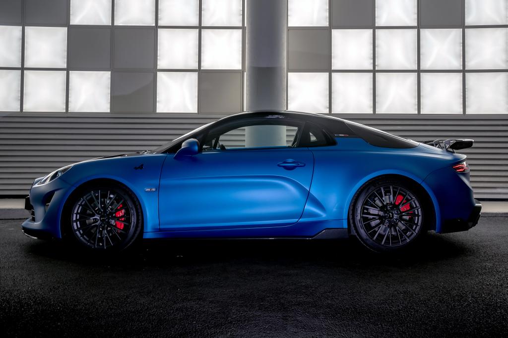 alpine_a110_r_turini_2.jpg.e0179a6afe5f9524d828859517a3081b.jpg