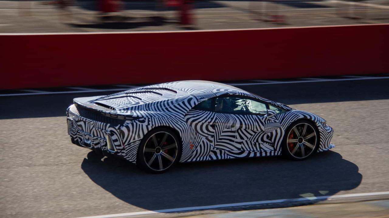 bertone-gb110-i-primi-test-in-pista.thumb.jpg.f591d4fc3a532e1ca21f5a25bc12954e.jpg