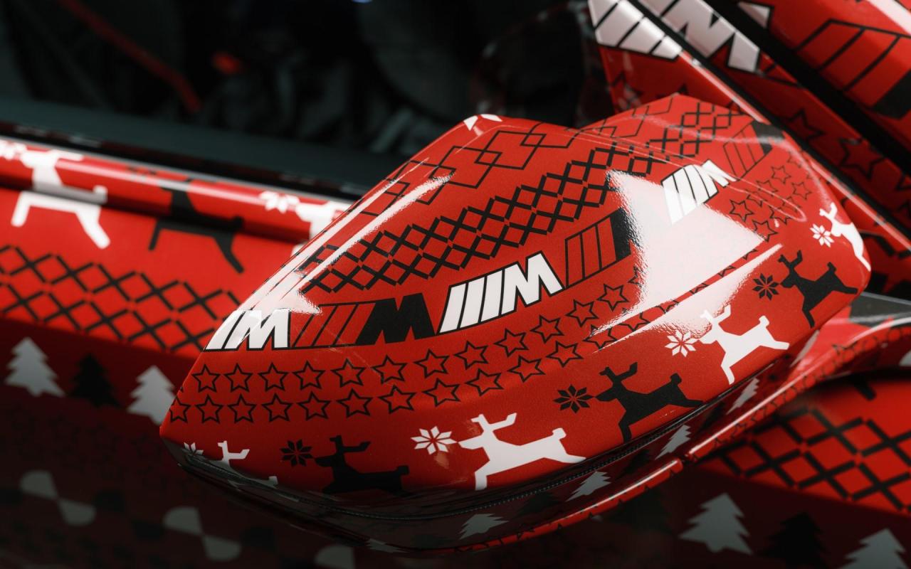 bmw-m5-touring-xmas-gallery-02.thumb.jpg.f505b5286123fc7aec032f925623b857.jpg
