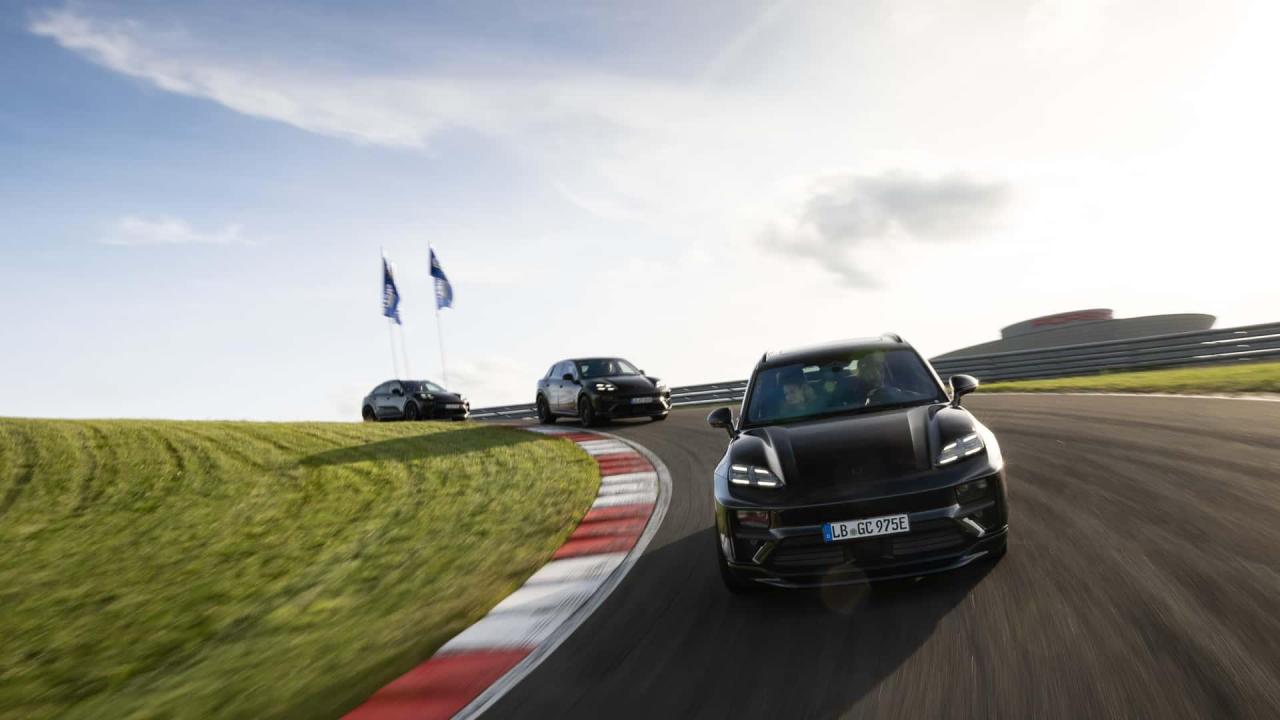 porsche-macan-2024-elettrica-prototipo-pre-produzione---foto.jpg