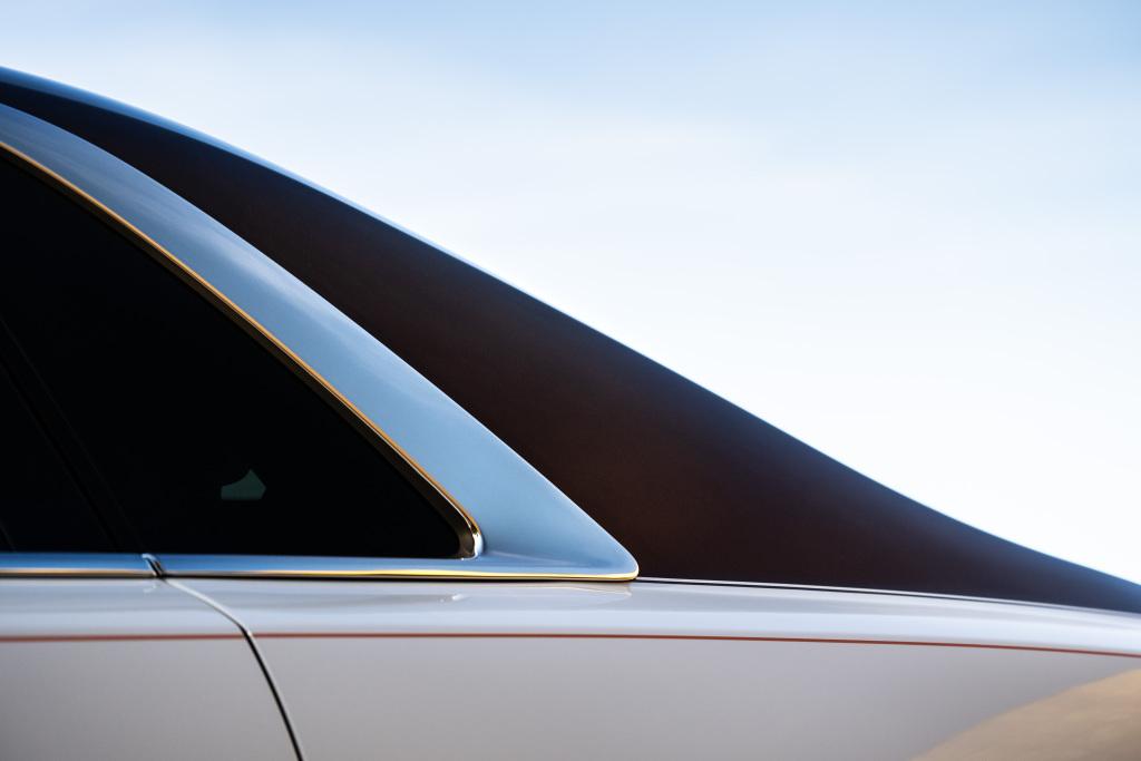 rolls-royce_ghost_amber_roads_99.jpg.5ca85c5b62bb3f39464a8f3df1ce66f2.jpg