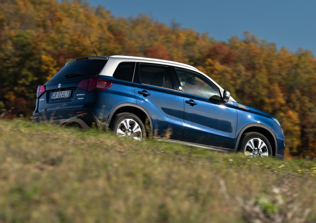 suzuki_vitara_hybrid_yoru_4_053404dd0c3f08a1.jpg.81d082d35d0eabdfbacc68bd634f46a8.jpg