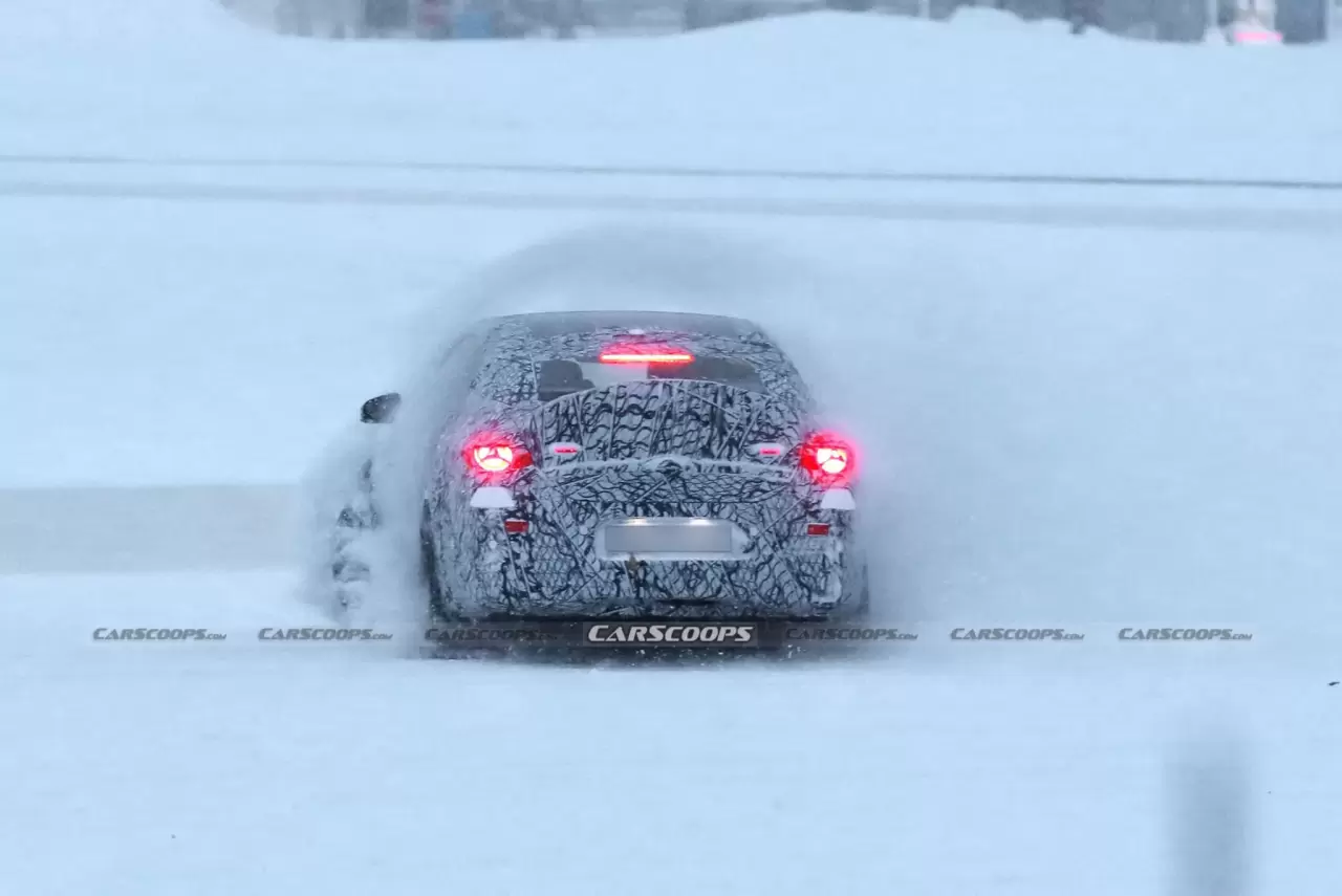 AMG-CLA-EV-spy-shots-00006-2048x1368.thumb.webp.b35c9ff2d7b554c80b4f0ac8abd9dc03.webp