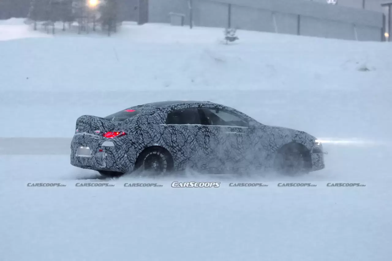 AMG-CLA-EV-spy-shots-00009-2048x1368.thumb.webp.0e18d8fd0ef53b2c0778afa148789816.webp